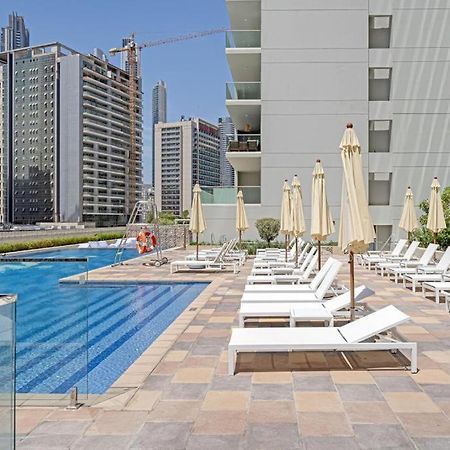 Brand New 1Br- Business Bay - Burj Khalifa View Apartment Дубай Екстериор снимка